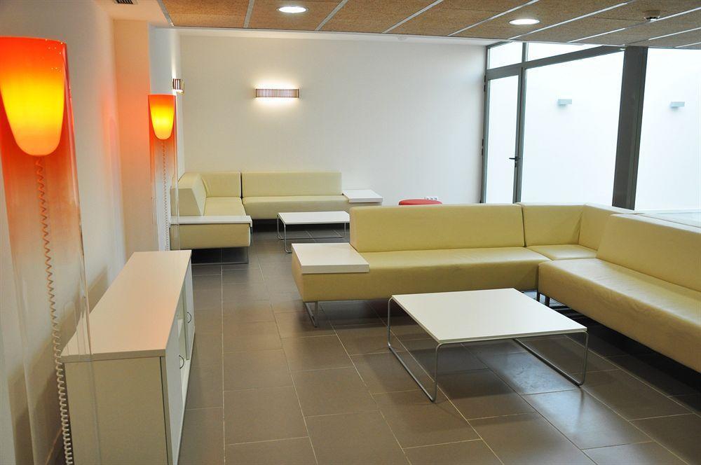Residencia Universitaria Resa Manuel Agud Querol San Sebastián Exteriör bild