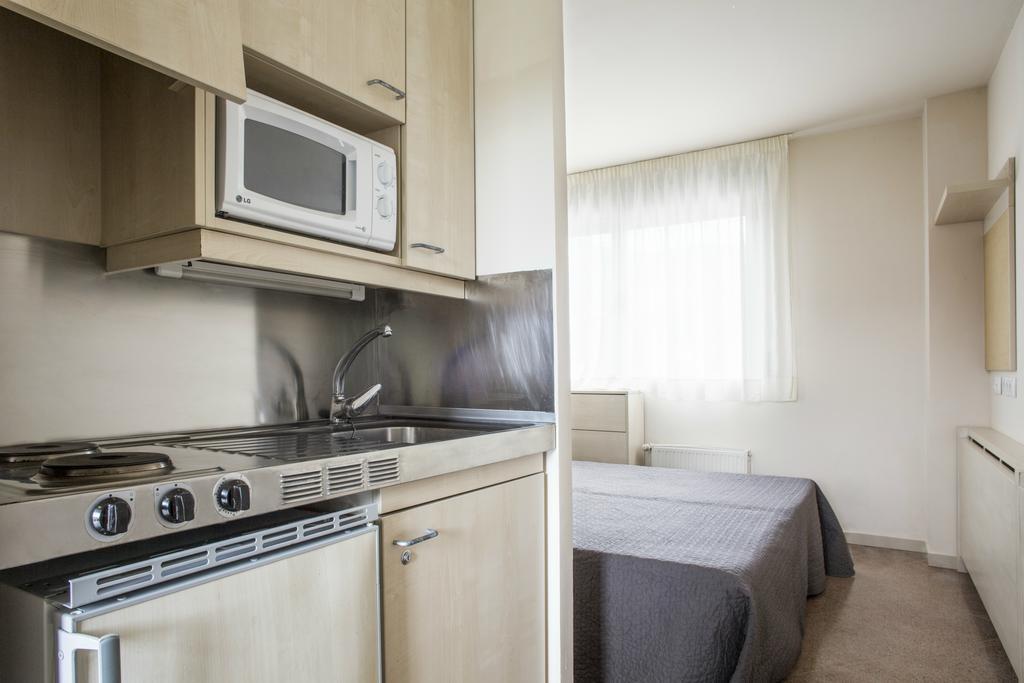 Residencia Universitaria Resa Manuel Agud Querol San Sebastián Exteriör bild