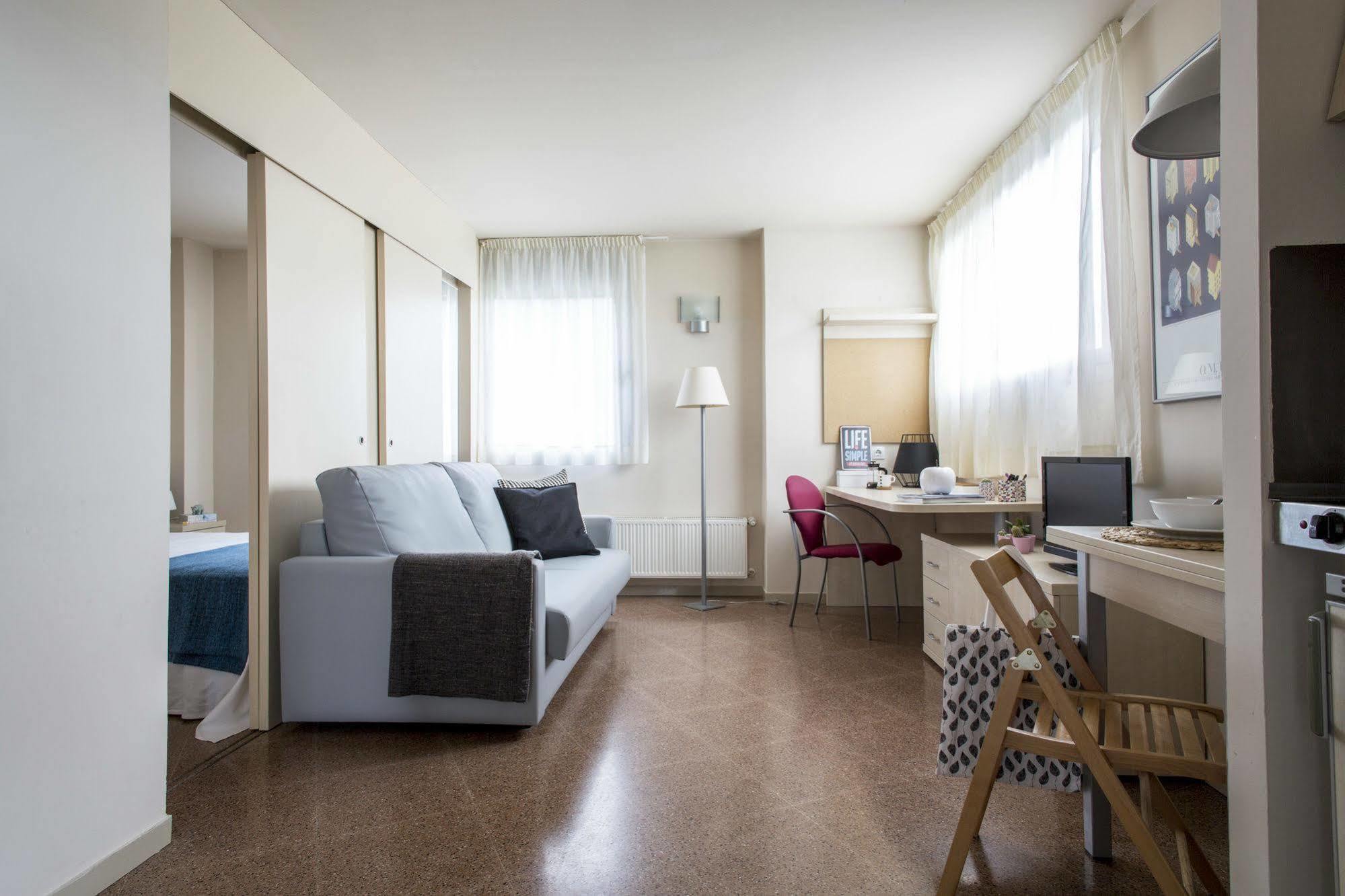 Residencia Universitaria Resa Manuel Agud Querol San Sebastián Exteriör bild