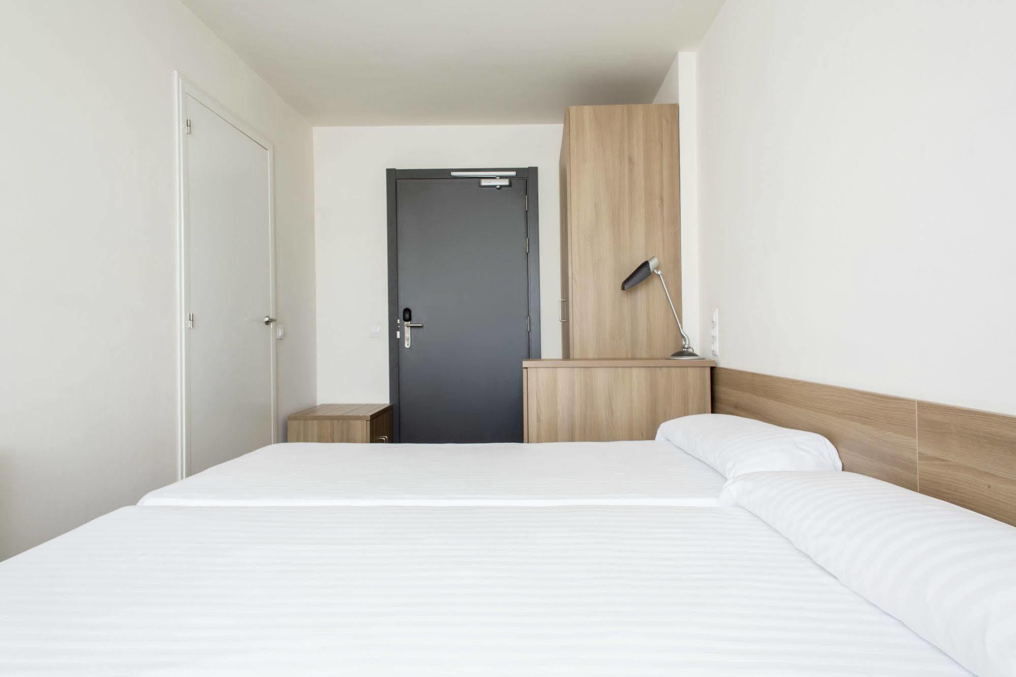 Residencia Universitaria Resa Manuel Agud Querol San Sebastián Exteriör bild