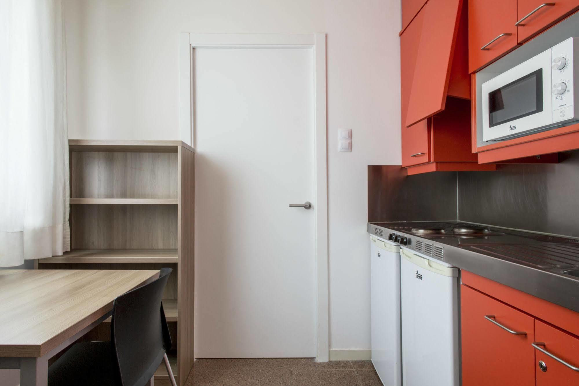 Residencia Universitaria Resa Manuel Agud Querol San Sebastián Exteriör bild